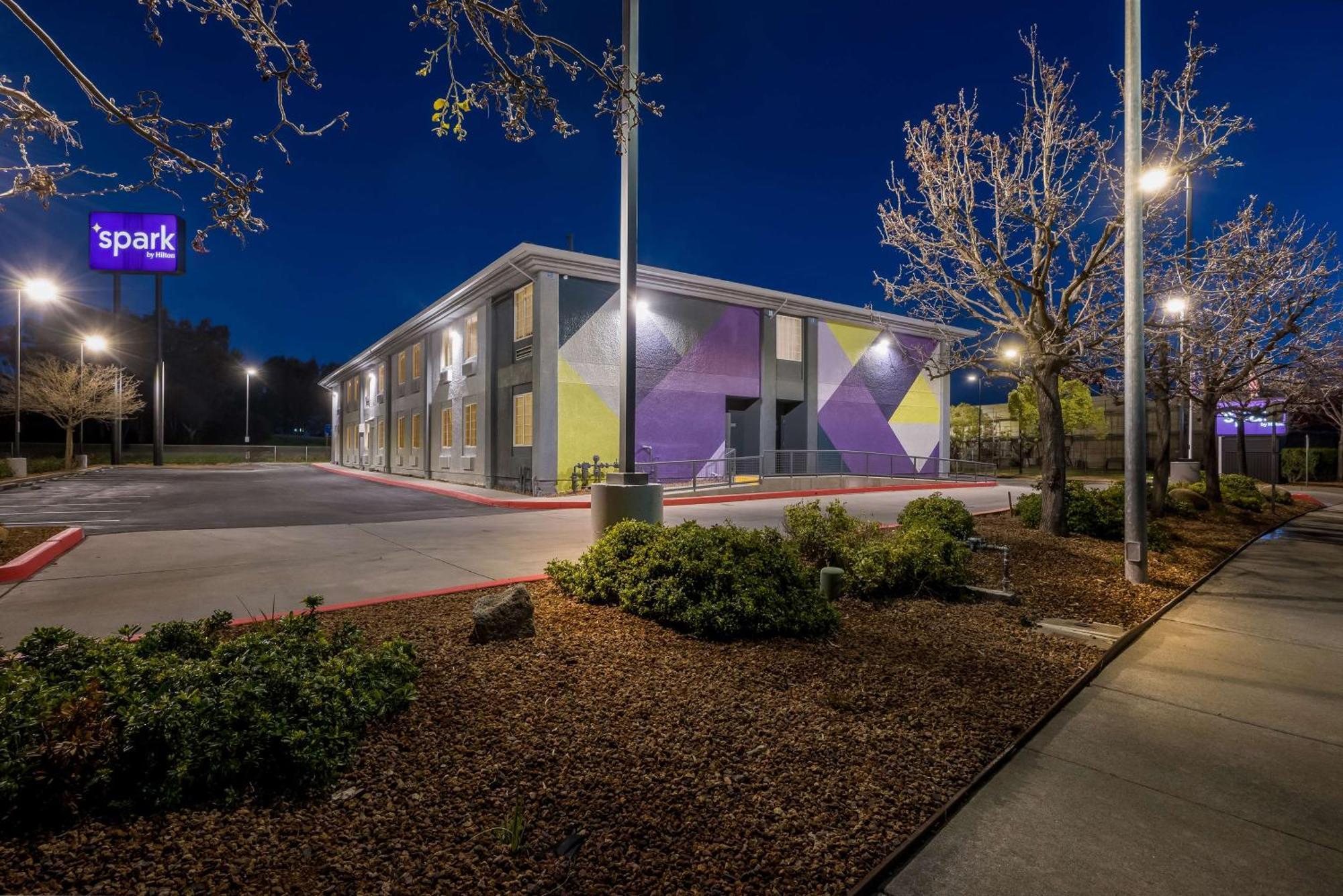 Spark By Hilton Williams Newly Opened 2025 Exterior photo